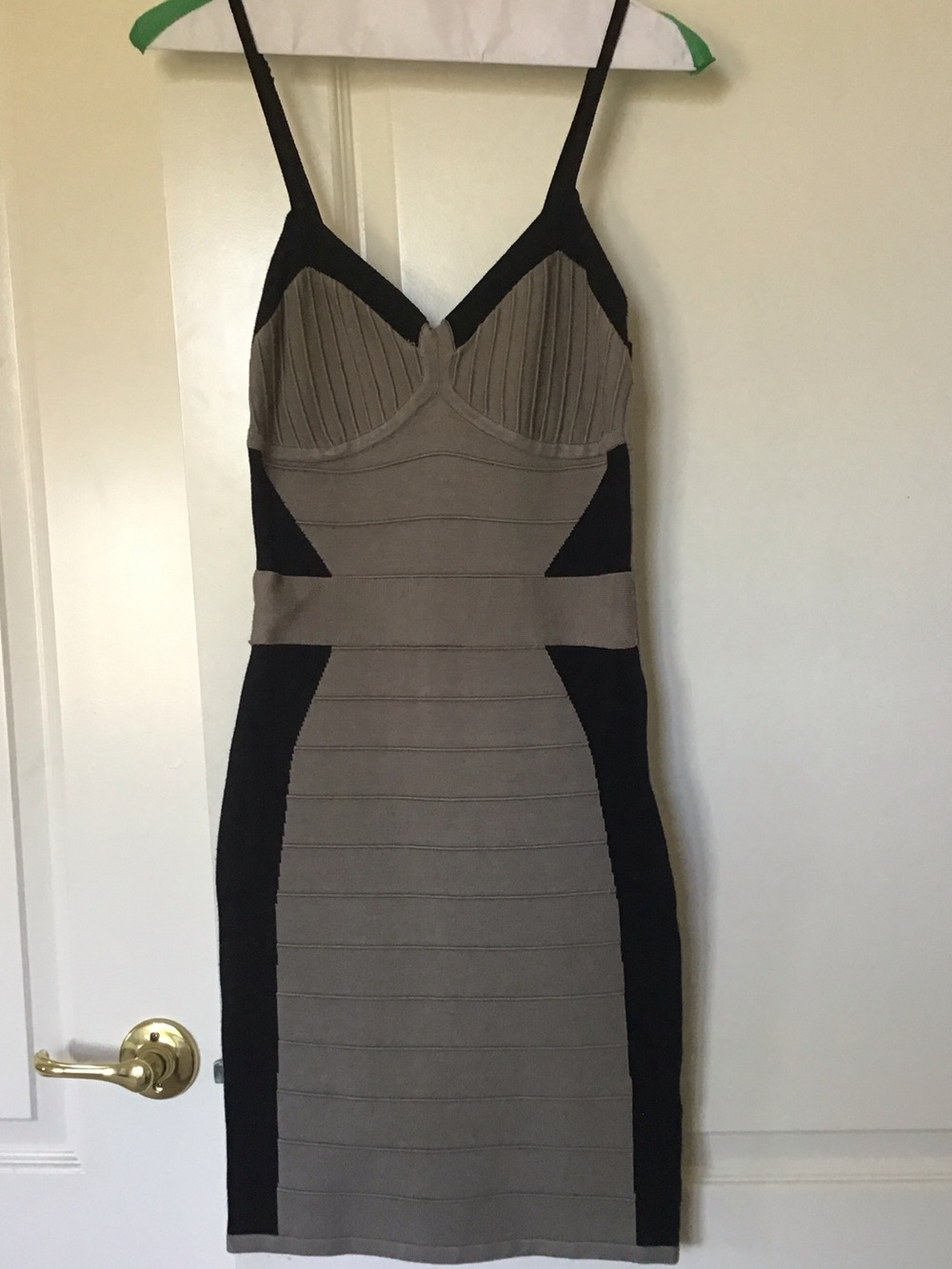 Sleeveless Taupe and Black Bodycon Dress